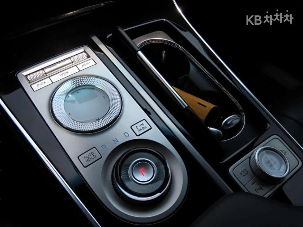 Genesis GV802.5 Turbo Gasoline 2WD - 9