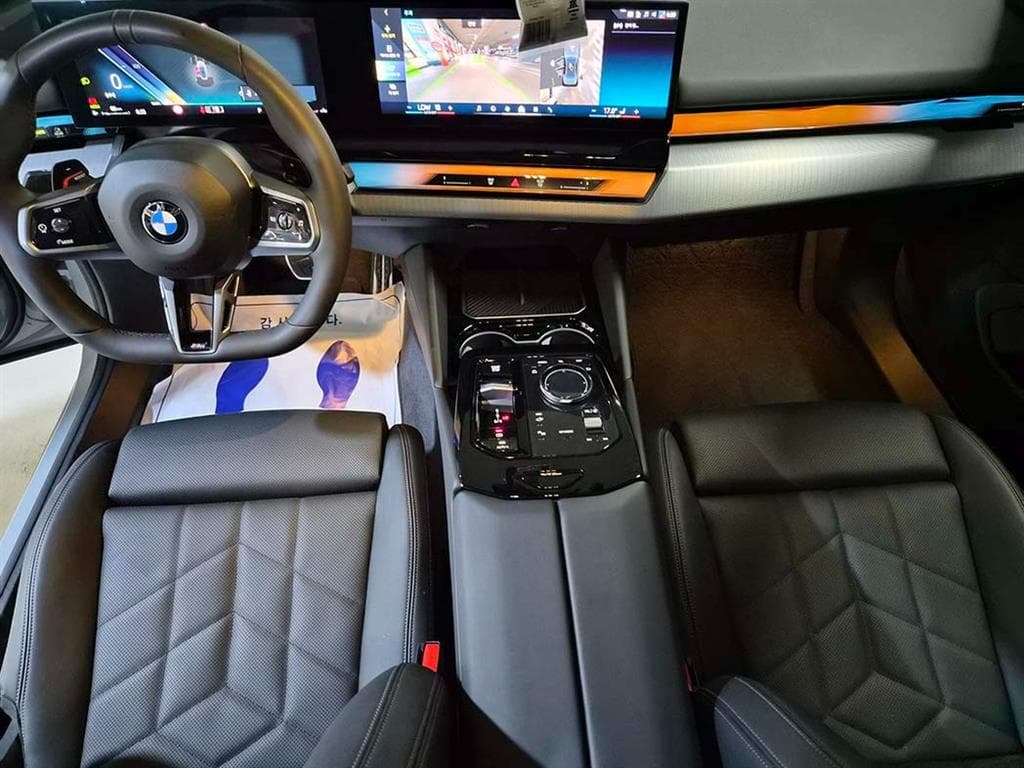 BMW Нов5 Серия(G60)520i M Sport - 10