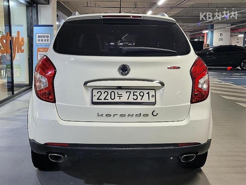 КейДжи Мобилити Нов코란도 C2.2 Extreme 2WD - 5