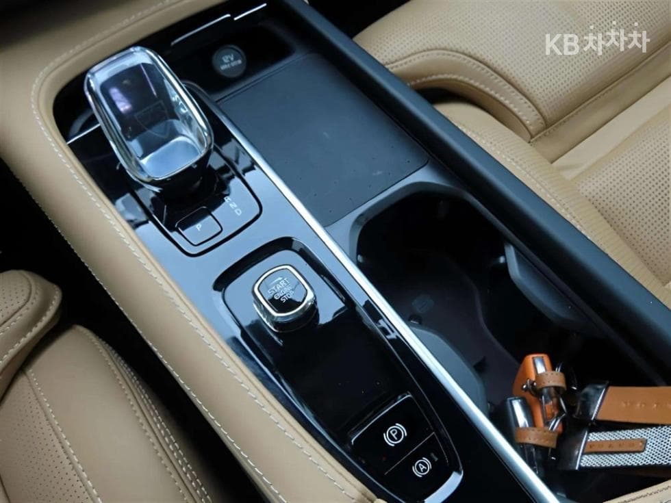 Volvo All New XC90B6 Ultimate Bright - 9