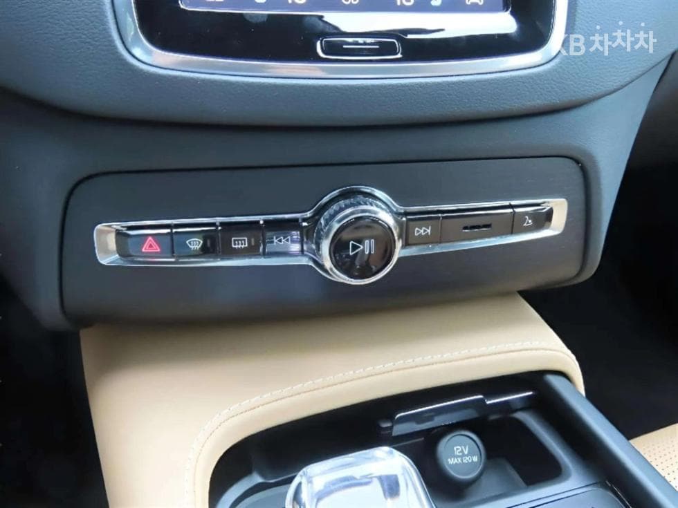 Volvo All New XC90B6 Ultimate Bright - 12