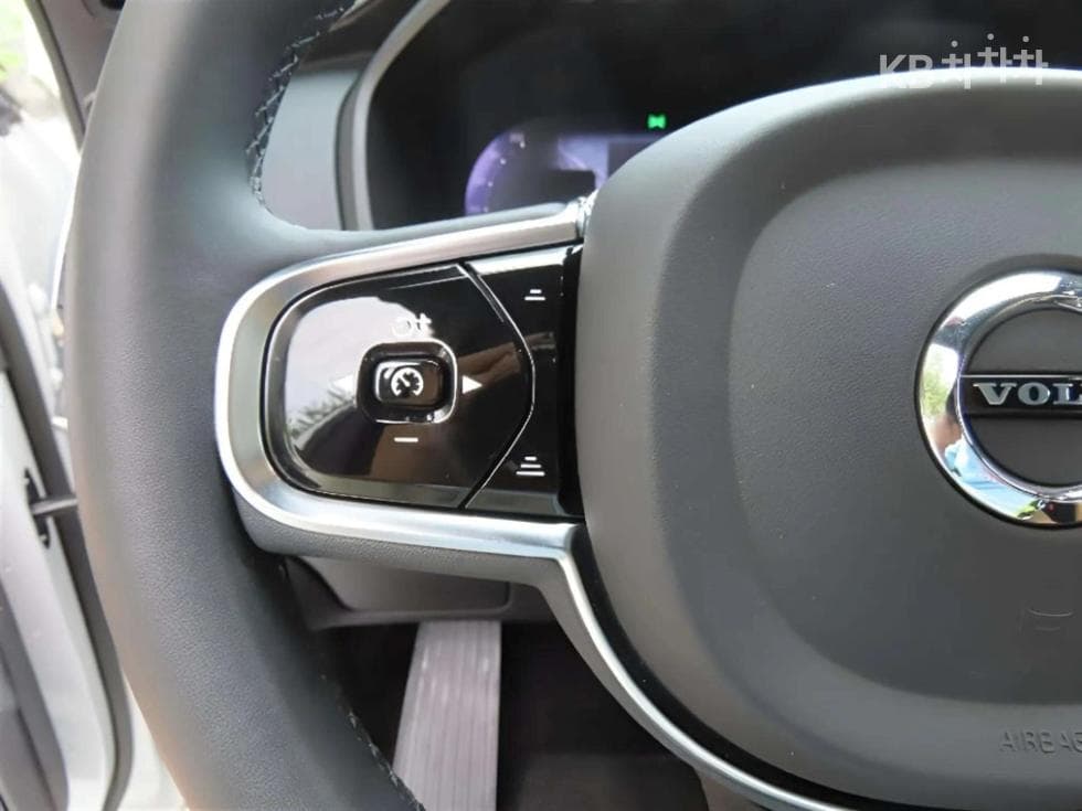 Volvo All New XC90B6 Ultimate Bright - 16