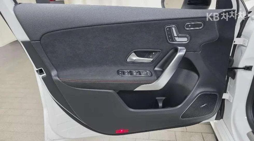 Mercedes-Benz A클래스(W177)AMG A45 S 4matic+ Standard - 17