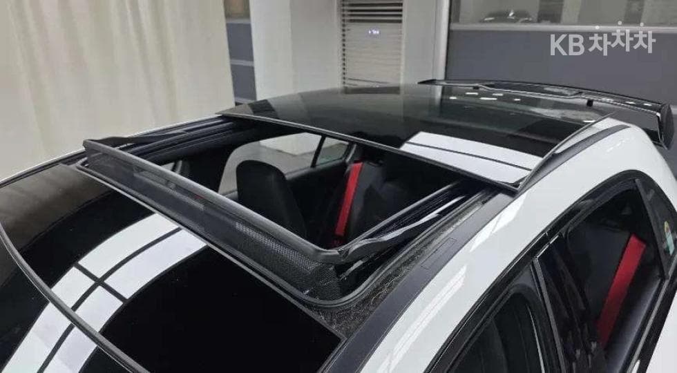 Mercedes-Benz A클래스(W177)AMG A45 S 4matic+ Standard - 22
