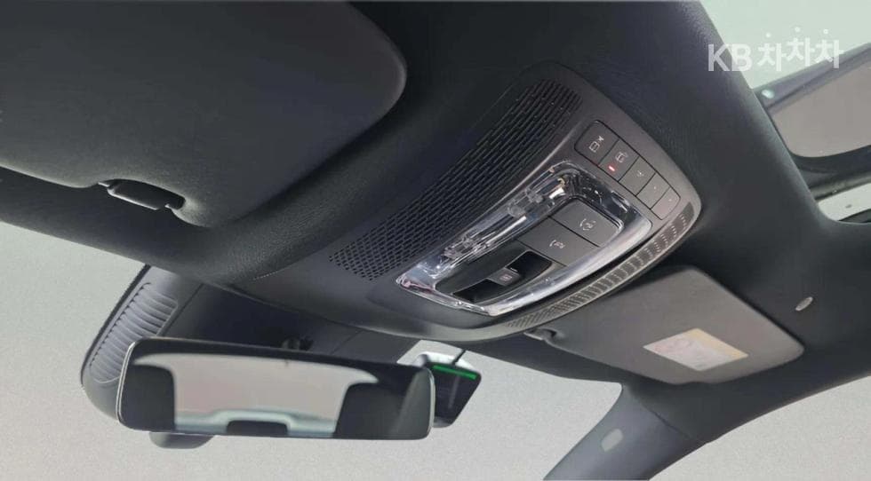 Mercedes-Benz A클래스(W177)AMG A45 S 4matic+ Standard - 23