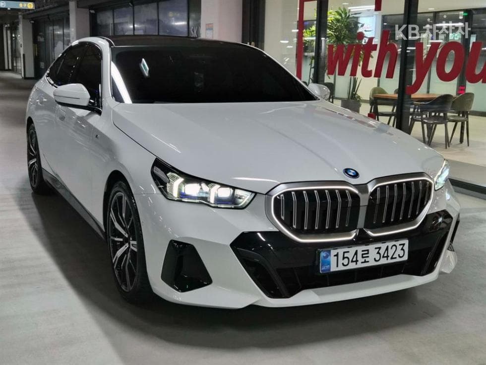 BMW Нов5 Серия(G60) 530e M Sport - Image 1