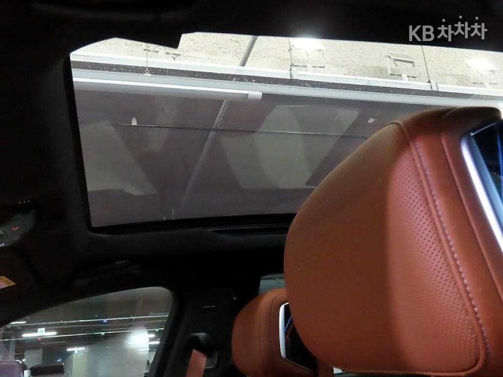 BMW 7시리즈(G70)740i xDrive M Sport - 16