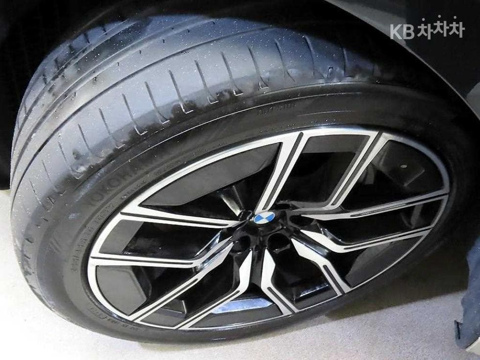BMW 7시리즈(G70)740i xDrive M Sport - 20