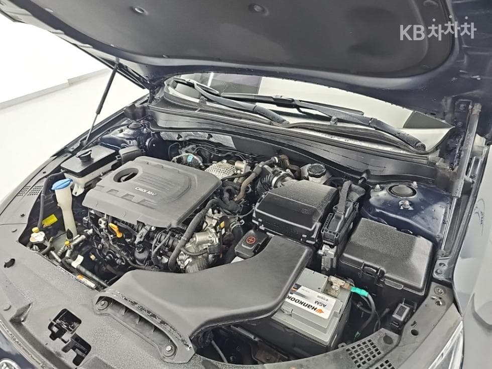 Киа K5 Второ поколение1.7 Дизел SX Noblesse Специал (специален признак/издание) - 5
