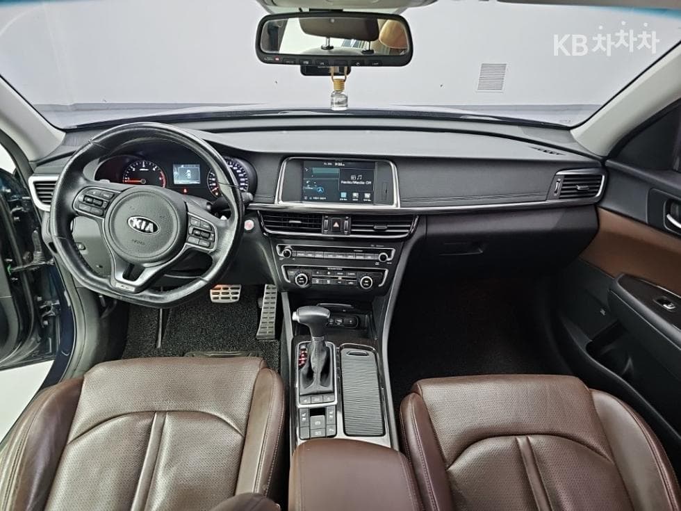 Киа K5 Второ поколение1.7 Дизел SX Noblesse Специал (специален признак/издание) - 7