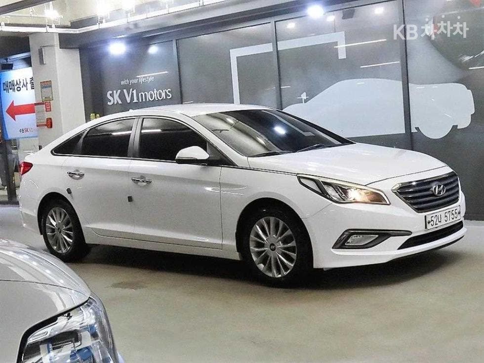Хюндай Соната LF 2.0 Смарт Стандартен - Image 1