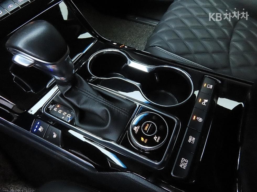 Kia Mohave 더마스터3.0 Diesel 4WD Masters - 9
