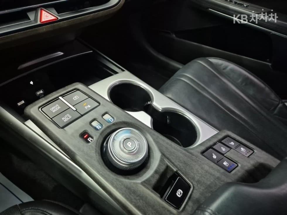 Kia K82.5L gasoline Noblesse - 12