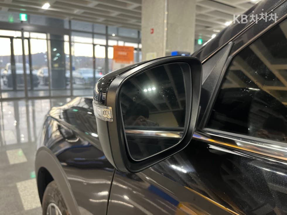 KG Mobility 뷰티플 코란도1.5 GDi Turbo 2WD C5 Plus - 8