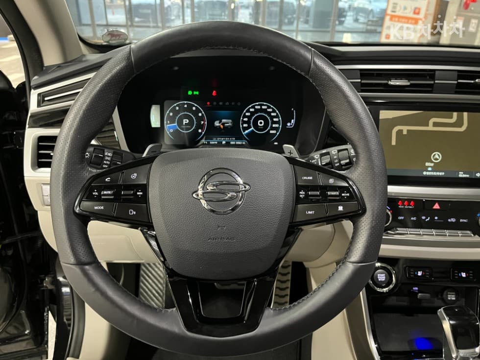 KG Mobility 뷰티플 코란도1.5 GDi Turbo 2WD C5 Plus - 13