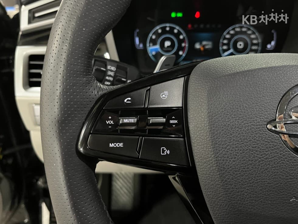 KG Mobility 뷰티플 코란도1.5 GDi Turbo 2WD C5 Plus - 14