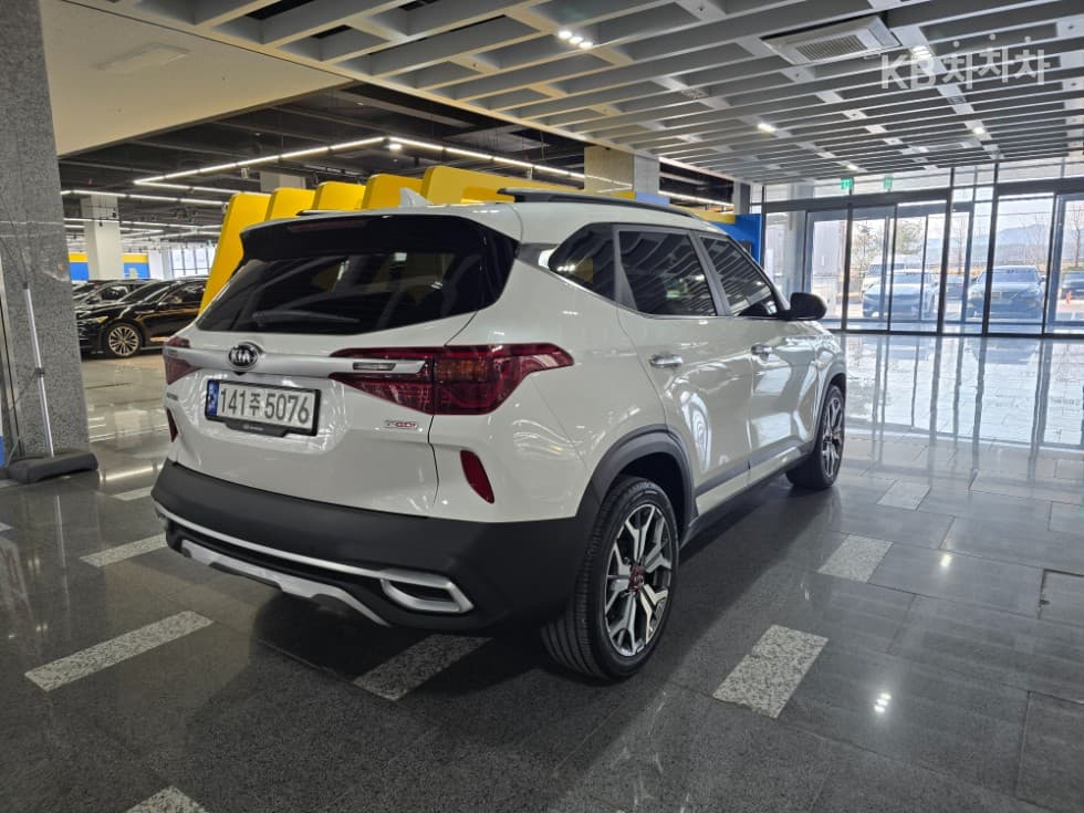 Киа Seltos1.6 Бензин Турбо 2WD Signature - 19