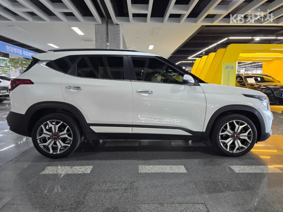 Киа Seltos1.6 Бензин Турбо 2WD Signature - 7