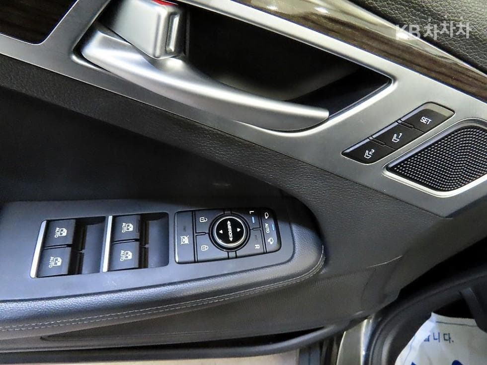 Дженезис G802.2D AWD Лукс - 13