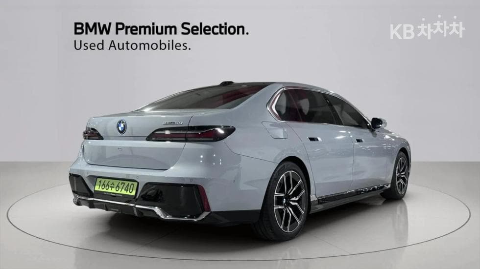 BMW i7eDrive 50 M Sport - 2