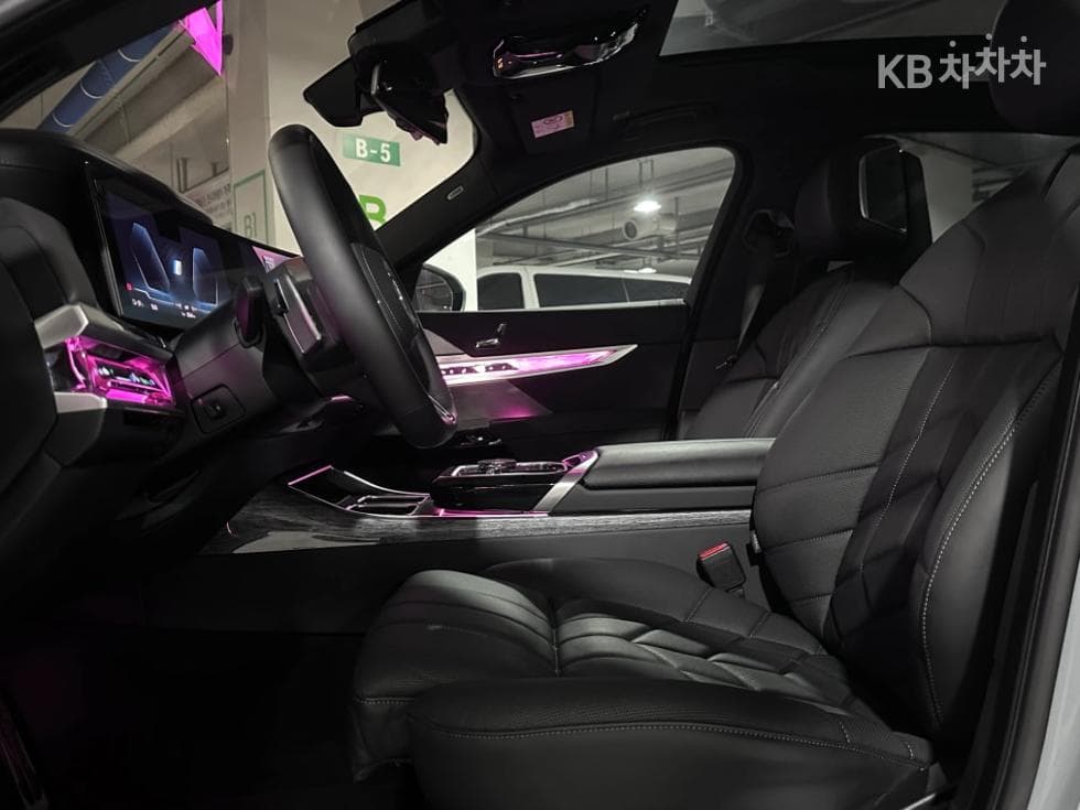 BMW i7eDrive 50 M Sport - 10
