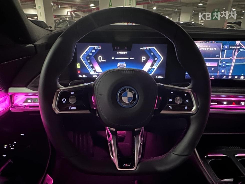 BMW i7eDrive 50 M Sport - 12