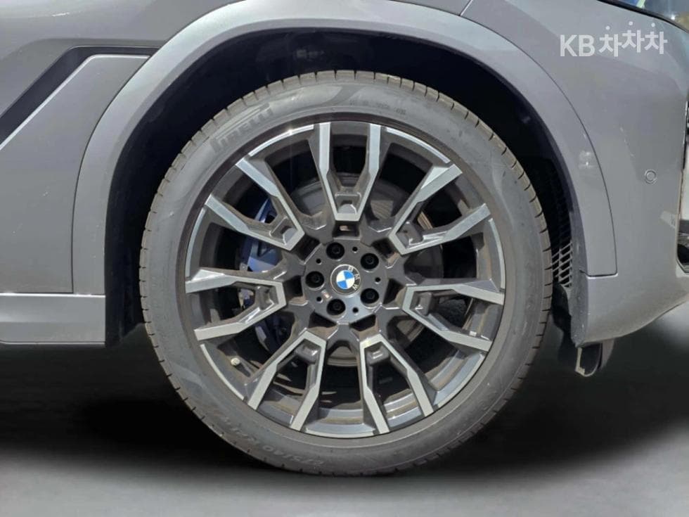 BMW X6(G06)xDrive 40i M Sport Package - 5