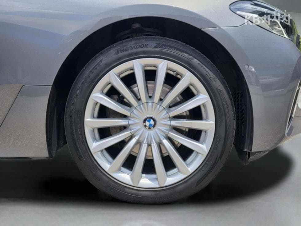 BMW Gran Turismo6 Series GT 630i xDrive Luxury - 5