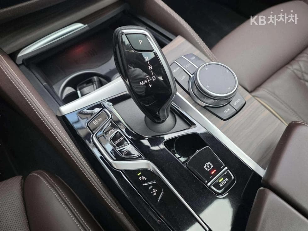 BMW Gran Turismo6 Series GT 630i xDrive Luxury - 9