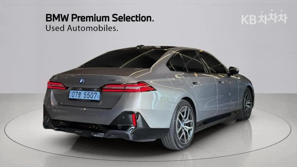 BMW i5eDrive 40 M Sport - 2