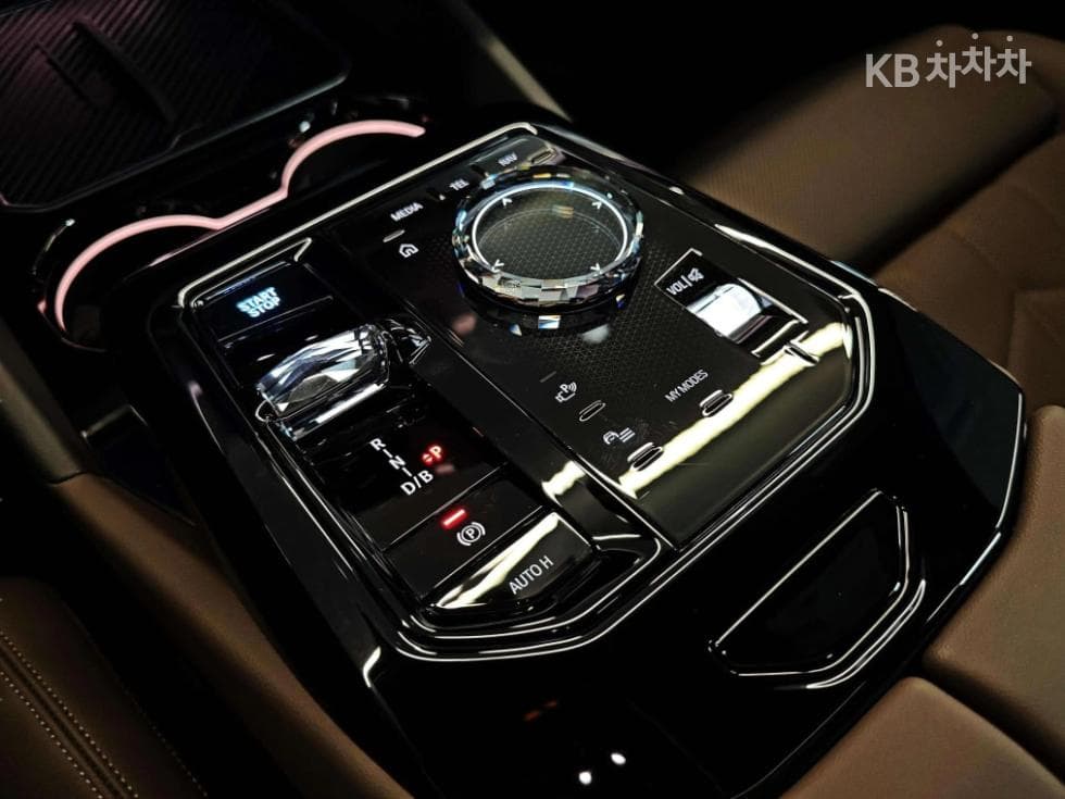 BMW i5eDrive 40 M Sport - 9
