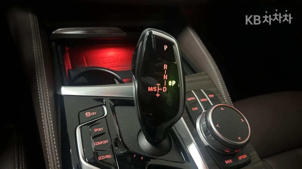 BMW New5 Series(G60)520i M Sport - 9