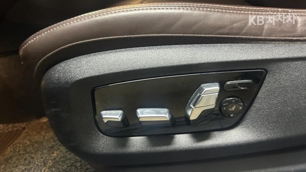BMW New5 Series(G60)520i M Sport - 13