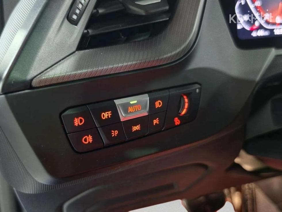 BMW 1시리즈 (F40)120i M Sport - 12