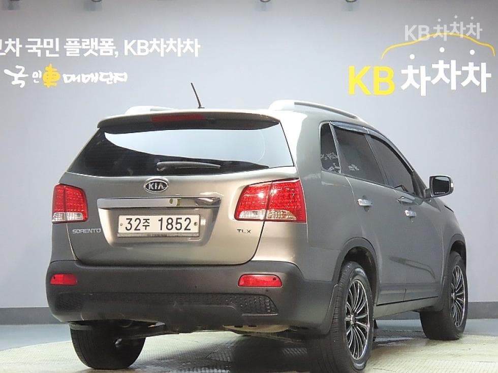 Kia SorentoRDiesel 2.0 2WD TLX Highest-end Type - 2