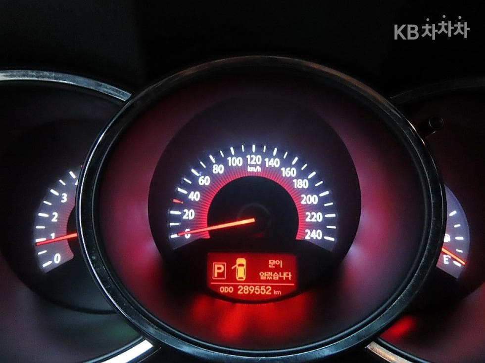 Kia SorentoRDiesel 2.0 2WD TLX Highest-end Type - 8
