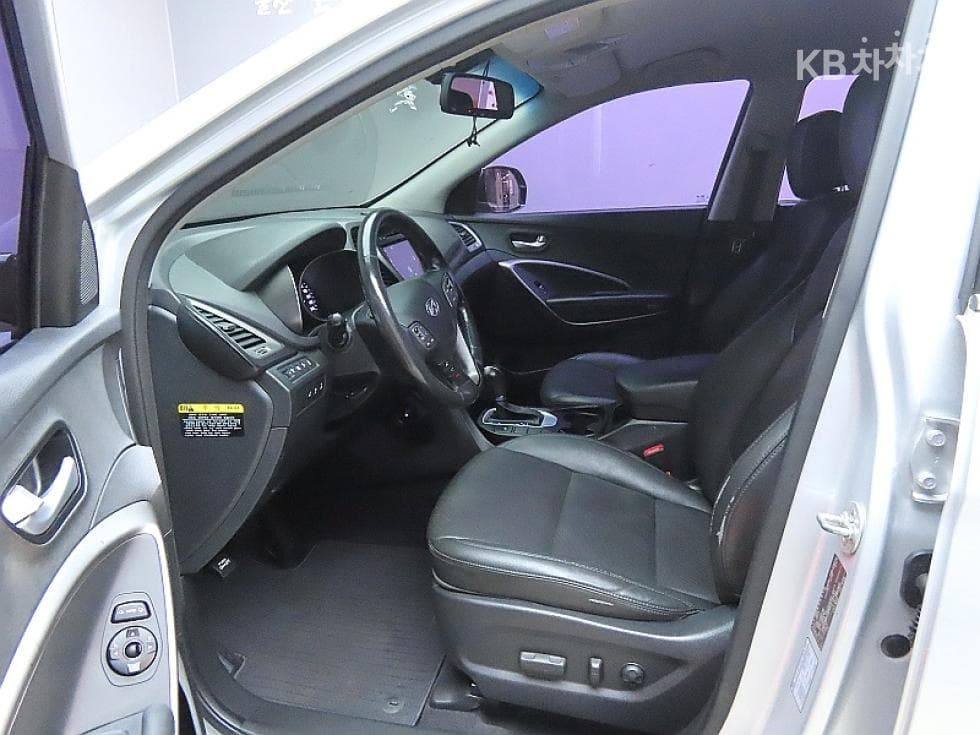 Hyundai Santa Fe The PrimeDiesel Hyundai R-engine 2.0 diesel 4WD 5-seater Premium - 10