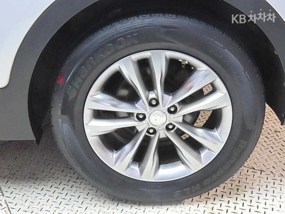 Hyundai Santa Fe The PrimeDiesel Hyundai R-engine 2.0 diesel 4WD 5-seater Premium - 20
