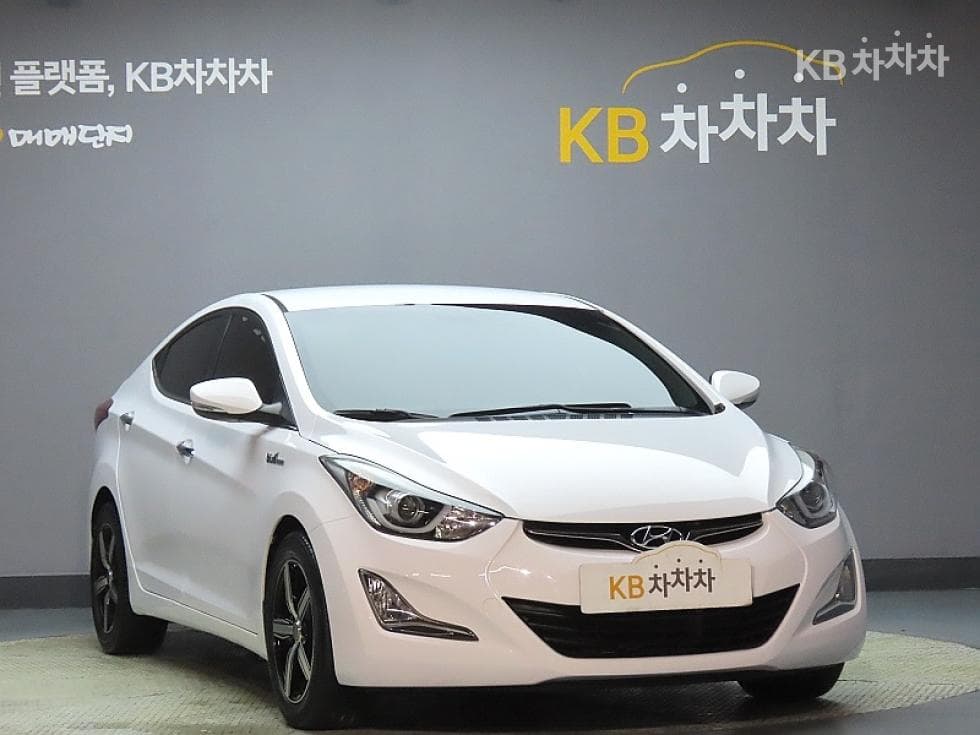 Hyundai The New (facelift) Avante (Elantra)1.6 VGT Modern Standard - 3