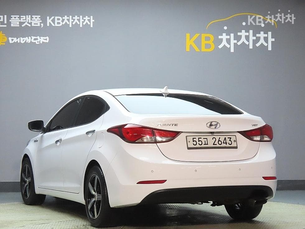 Hyundai The New (facelift) Avante (Elantra)1.6 VGT Modern Standard - 4