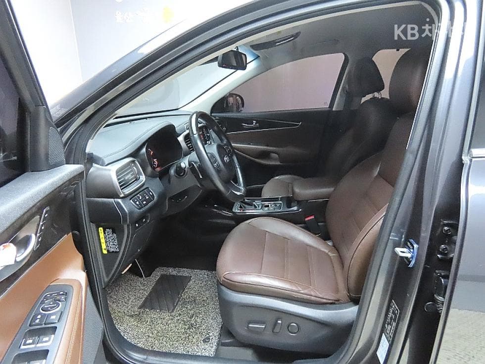 Kia All NewSorentoDiesel 2.0 2WD Noblesse Special (special feature/edition) - 10