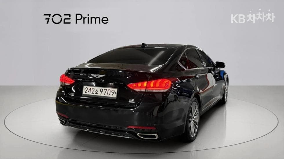Genesis G803.3 GDI AWD Premium Luxury - 2