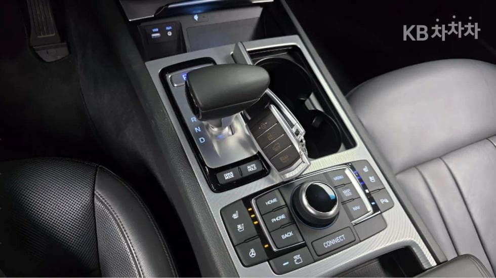 Genesis G803.3 GDI AWD Premium Luxury - 9