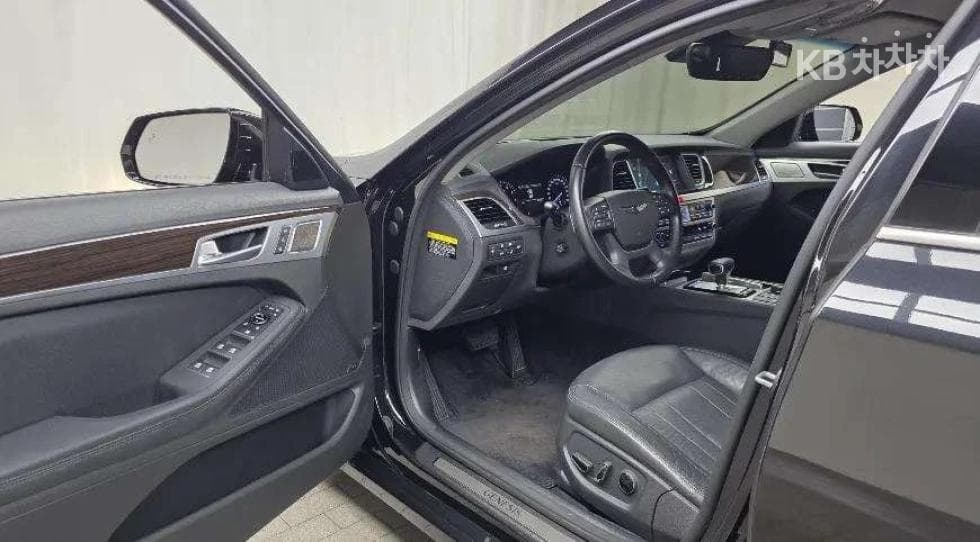 Genesis G803.3 GDI AWD Premium Luxury - 10