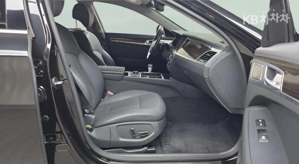 Genesis G803.3 GDI AWD Premium Luxury - 11