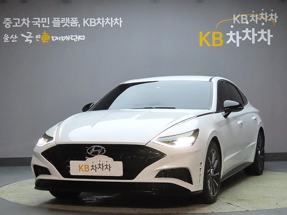 Hyundai Sonata (DN8) 1.6 T Premium Plus - Image 1