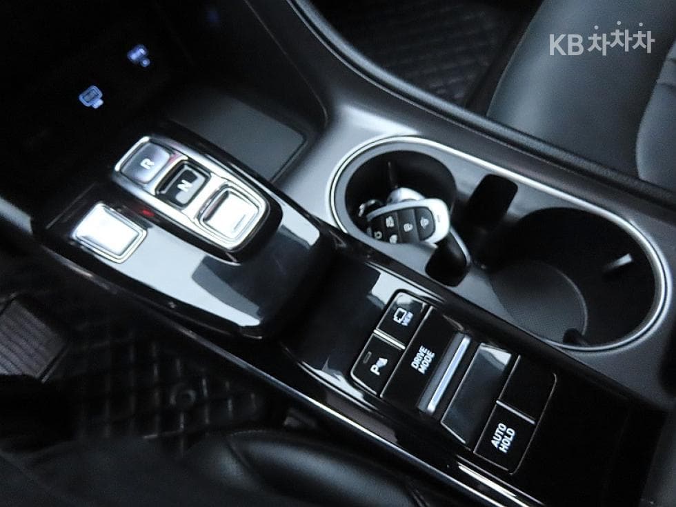 Hyundai Sonata (DN8)1.6 T Premium Plus - 9