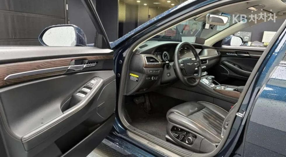 Genesis G903.8 GDi AWD Premium Luxury - 15