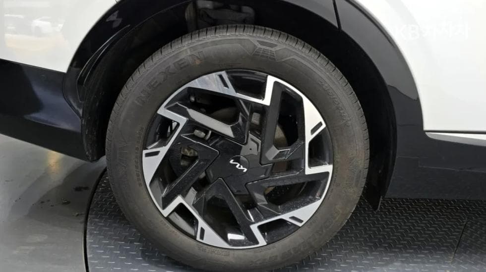 Kia The All New SportageD2.0 2WD Signature - 5