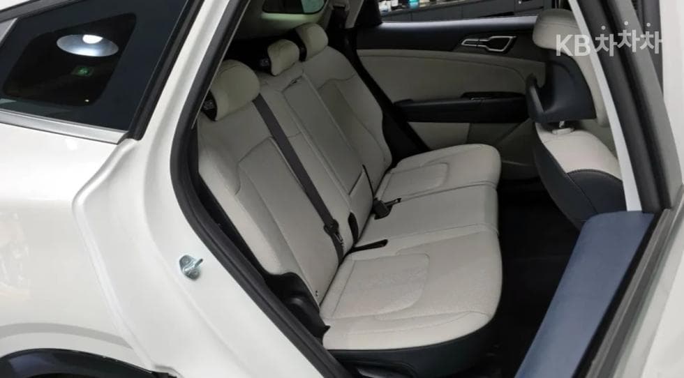 Kia The All New SportageD2.0 2WD Signature - 15